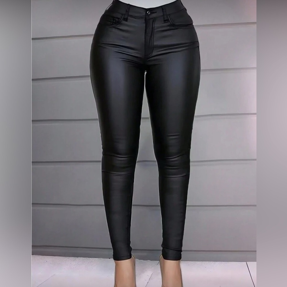 SHEIN Black Skinny Leather Pants